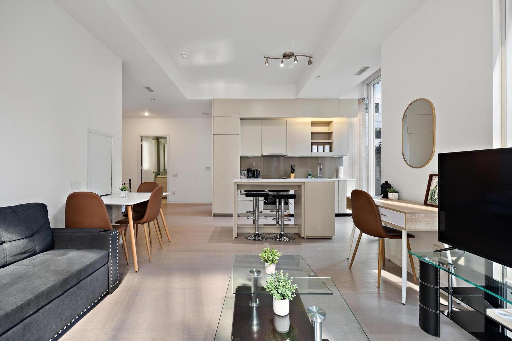 Trendy 1Bedroom Downtown Toronto Condo Exterior photo